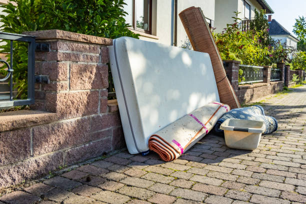 Best Yard Waste Removal  in North Hudson, WI